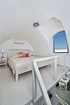 Aura Marina Santorini