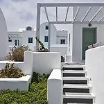 Aura Marina Santorini 3*
