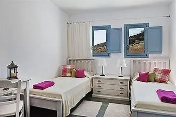 Aura Marina Santorini ホテル Akrotírion