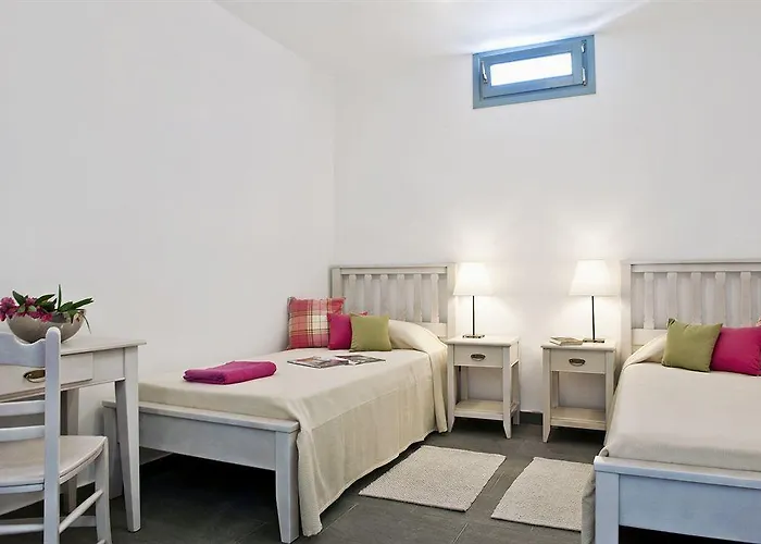 Aura Marina Santorini ホテル Akrotírion