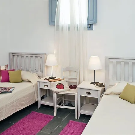 Aura Marina Santorini 3* Акротири