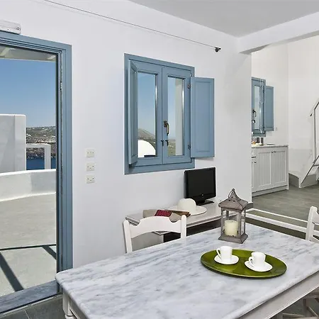 Aura Marina Santorini Акротири